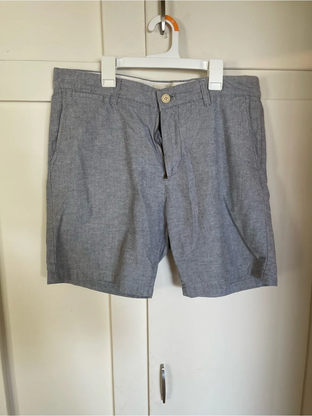H&M Light Gray Flat Front Men's Shorts